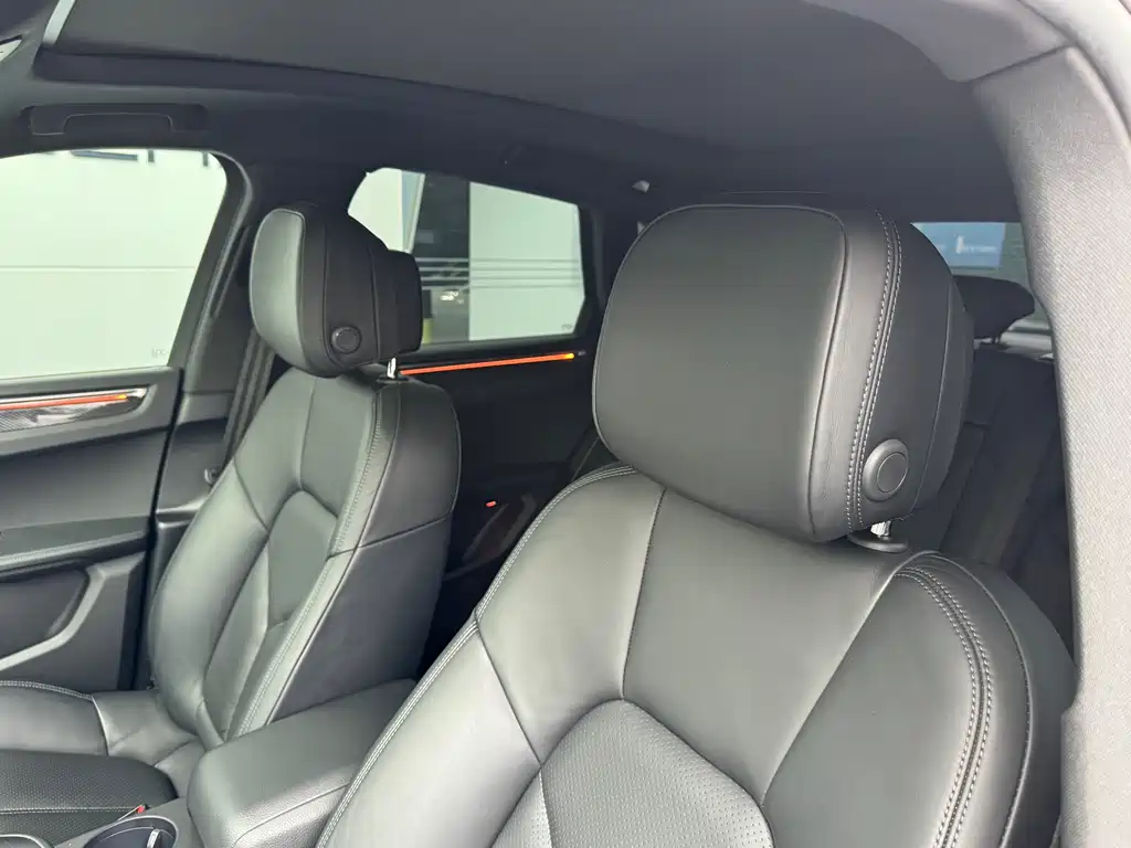 Macan 2021 2.0T