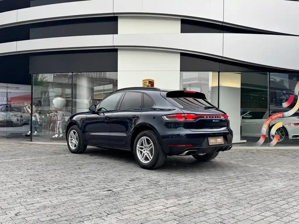 Macan 2021 2.0T