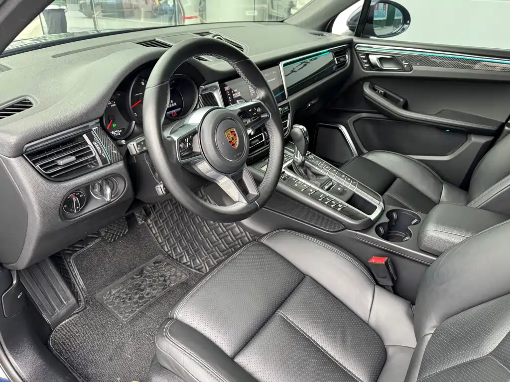 Macan 2021 2.0T
