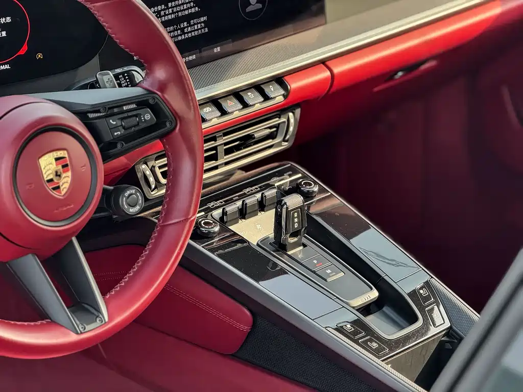 Porsche 911 2023 Carrera 3.0T