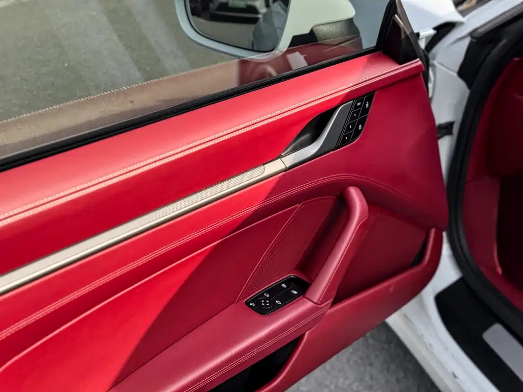 Porsche 911 2023 Carrera 3.0T