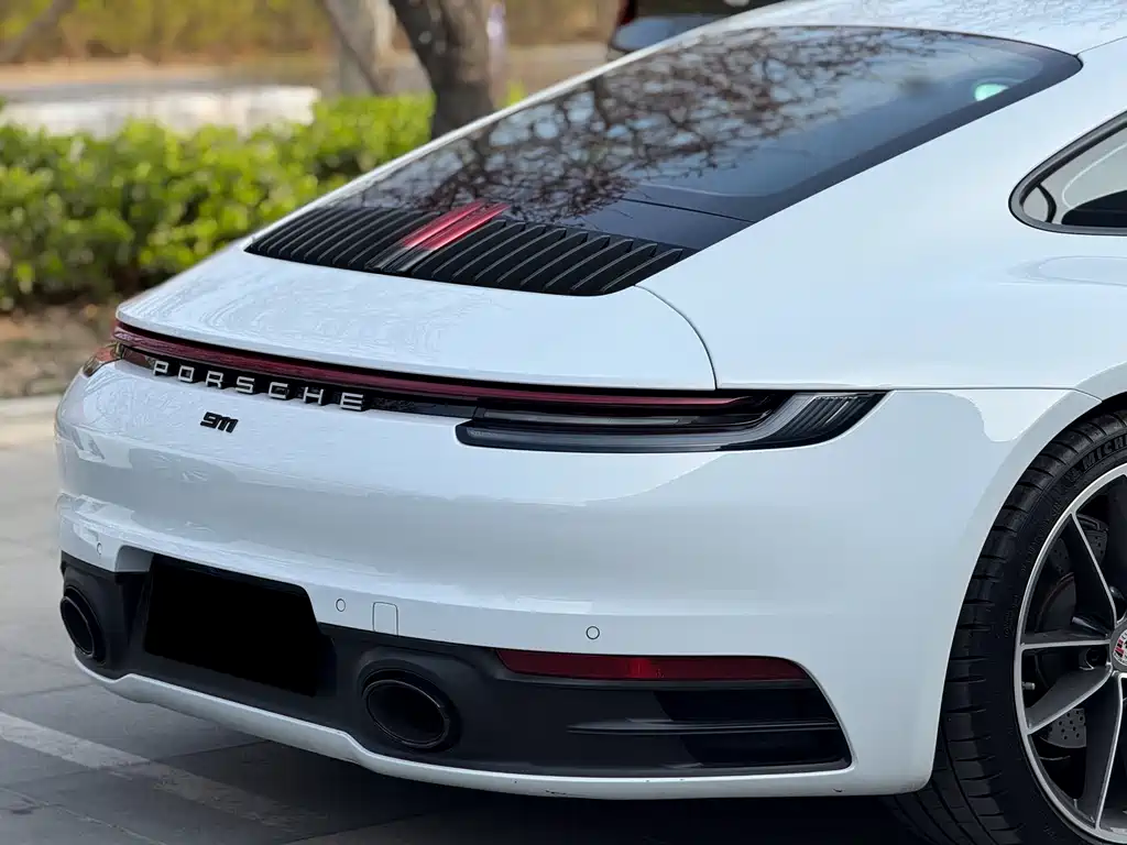 Porsche 911 2023 Carrera 3.0T