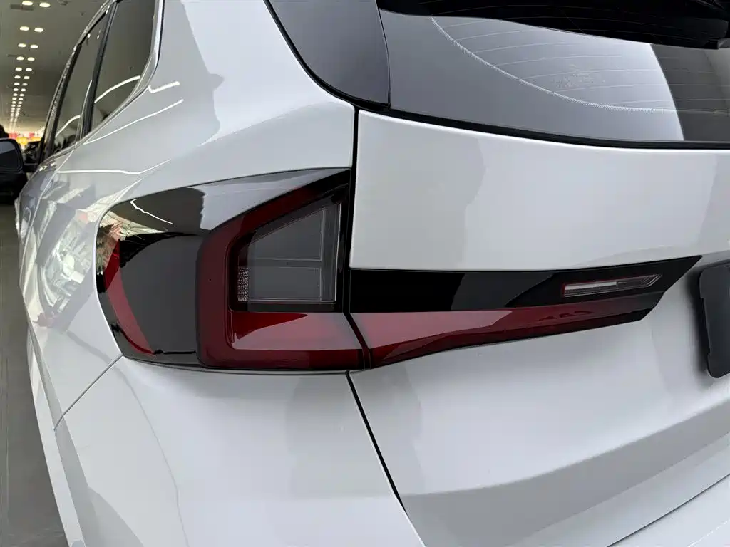 BMW X1 2024 sDrive25Li M Sport Package