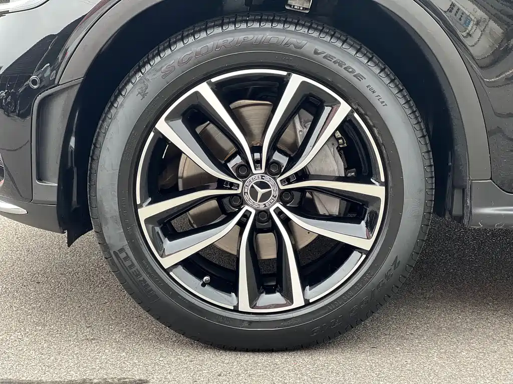 Mercedes-Benz GLC 2021 GLC 300 L 4MATIC Dynamic Edition