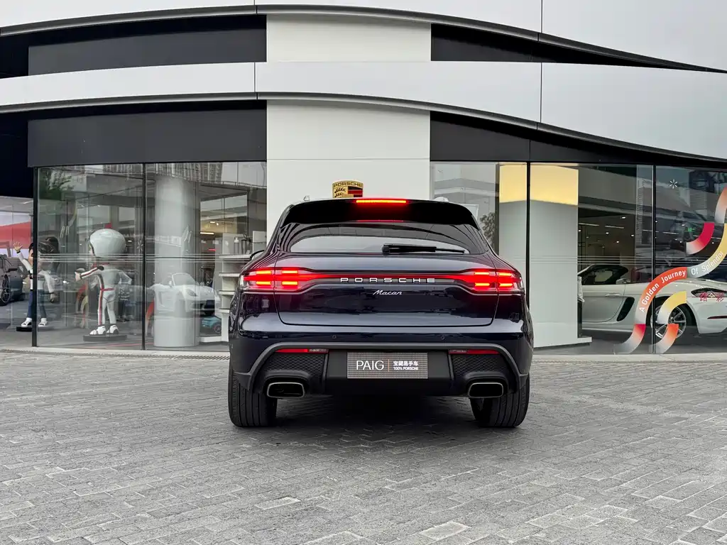 Macan 2023 2.0T