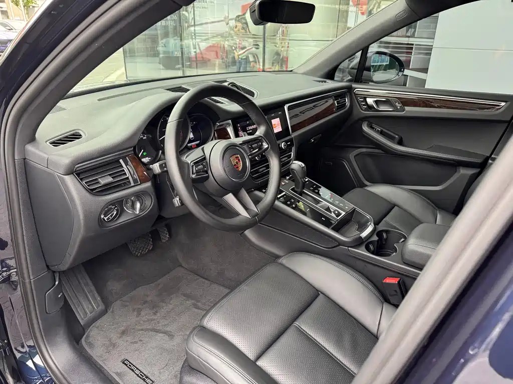 Macan 2023 2.0T