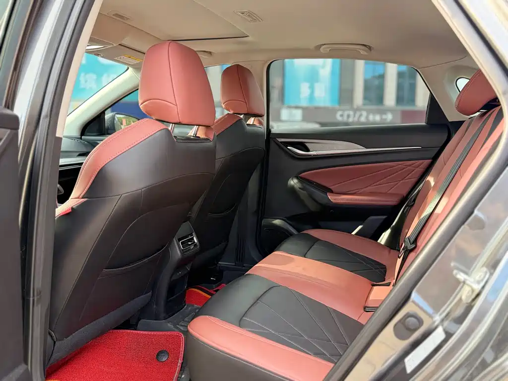 Yidong 2022 Plus Blue Whale NE 1.4T GDI DCT Prestige Edition
