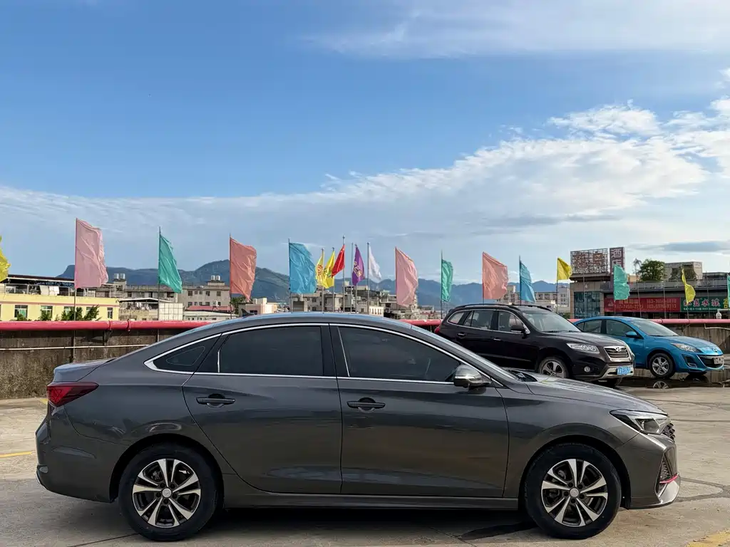 Yidong 2022 Plus Blue Whale NE 1.4T GDI DCT Prestige Edition