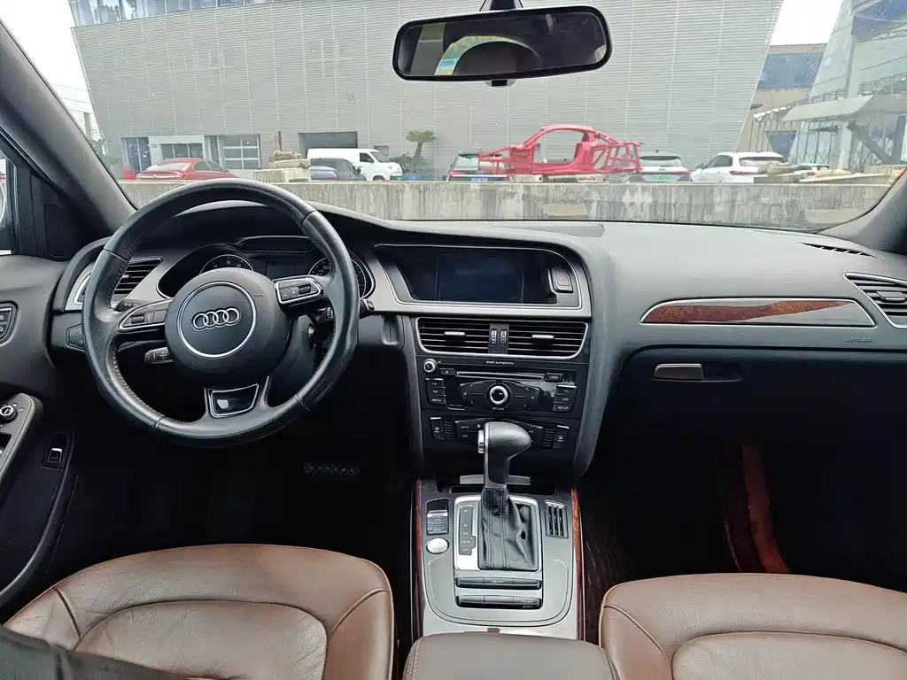 Audi A4L 2016 35 TFSI Prestige Edition S Line Comfort Version