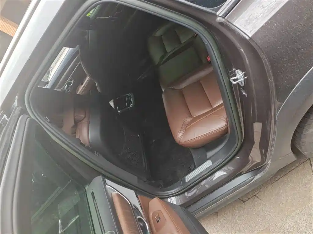 Volvo V90 2023 Cross Country B5 AWD Intelligent Luxury Edition