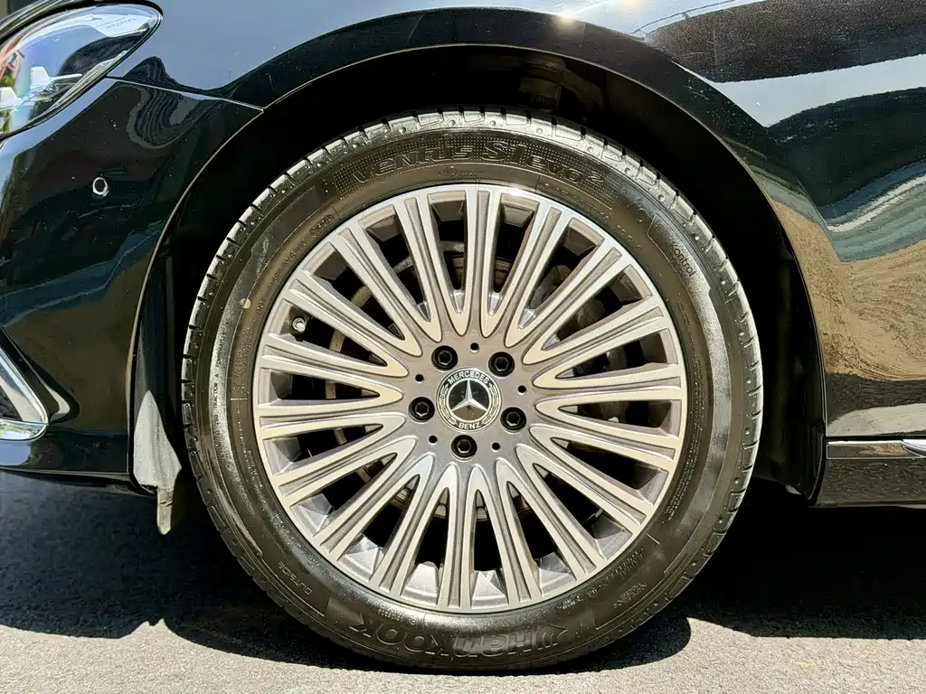 Mercedes-Benz E-Class 2022 E 300 L Fashion Edition