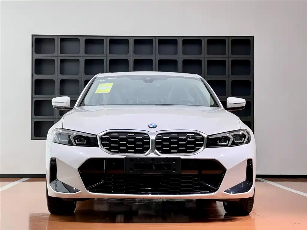 BMW 3 Series 2025 Model 325i M Sport Package