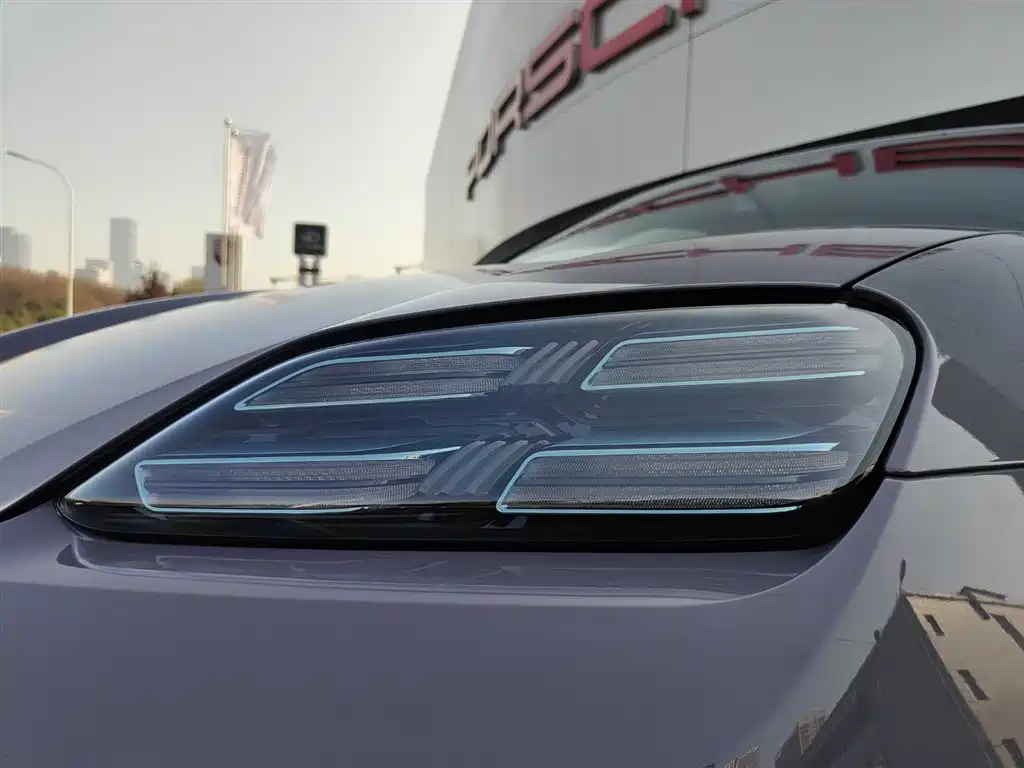 Macan New Energy 2024 Model Macan 4
