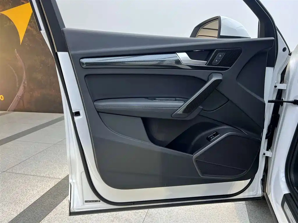 Audi Q5L 2022 40T Premium Dynamic Edition