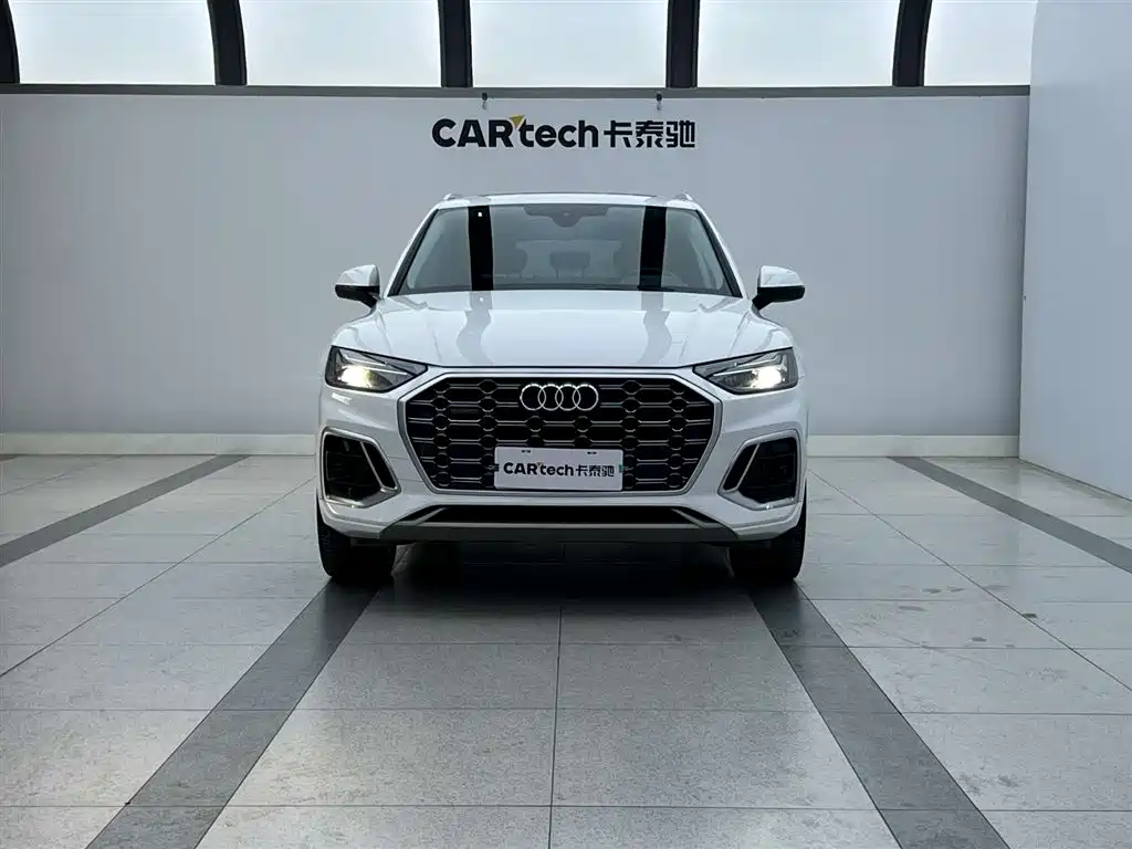 Audi Q5L 2022 40T Premium Dynamic Edition