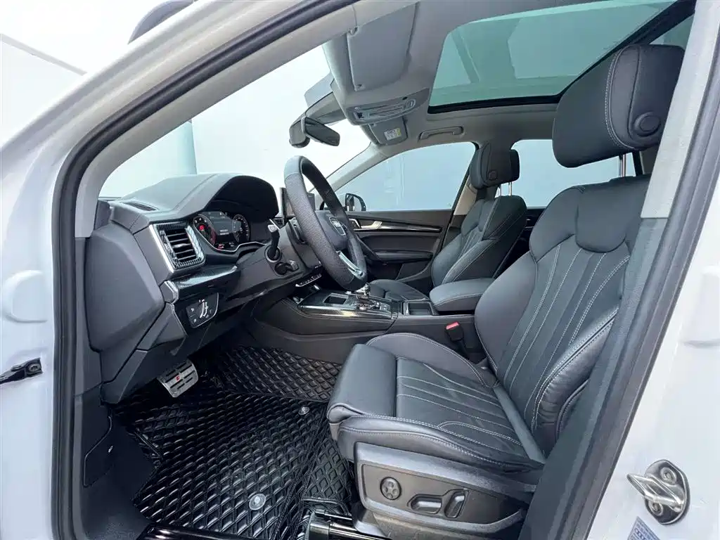 Audi Q5L 2022 40T Premium Dynamic Edition