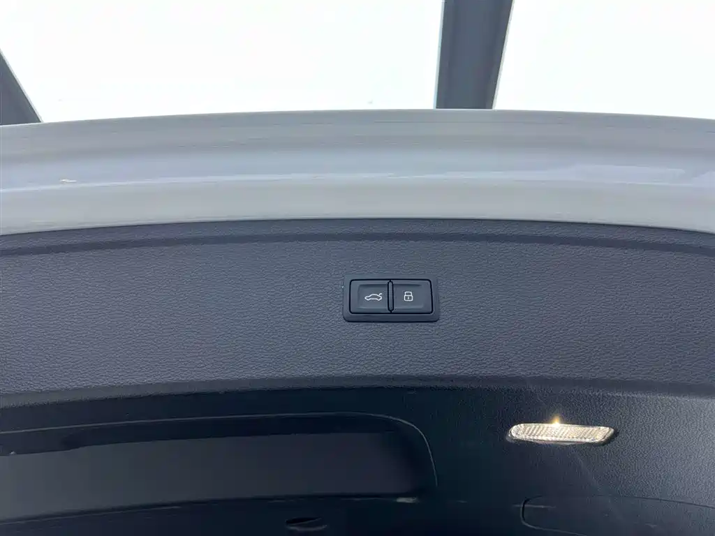 Audi Q5L 2022 40T Premium Dynamic Edition
