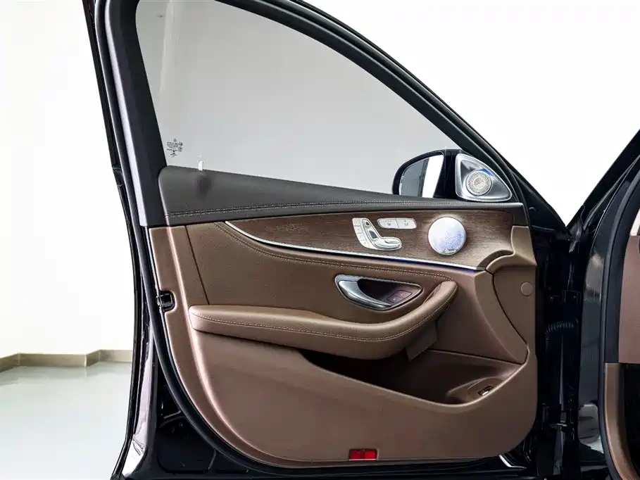 Mercedes-Benz E-Class 2023 E 300 L Luxury Edition