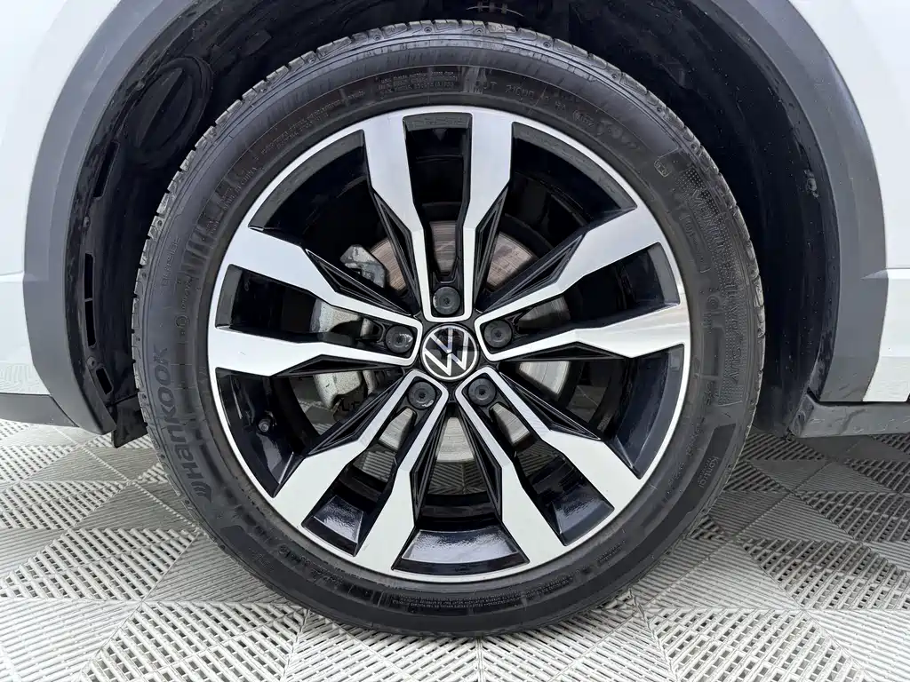 T-ROC 2022 280TSI DSG Two-wheel Drive R-Line Pro PLUS