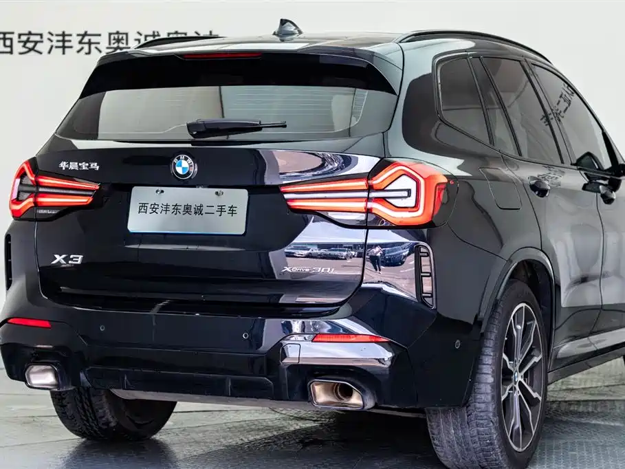 BMW X3 2023 xDrive30i Leading Edition M Night Package