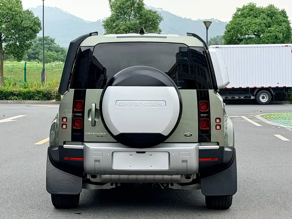 Land Rover Defender 2020 110 P400 HSE