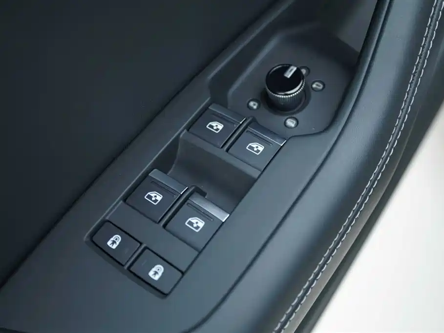 Audi A6L 2022 55 TFSI quattro Premium Dynamics Edition