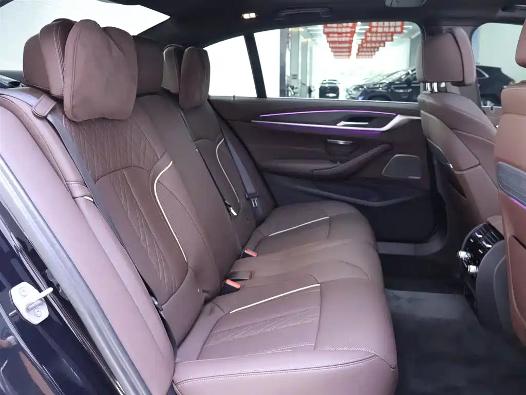 BMW 5 Series 2023 Model Facelift 530Li Luxury Edition M Sport Package
