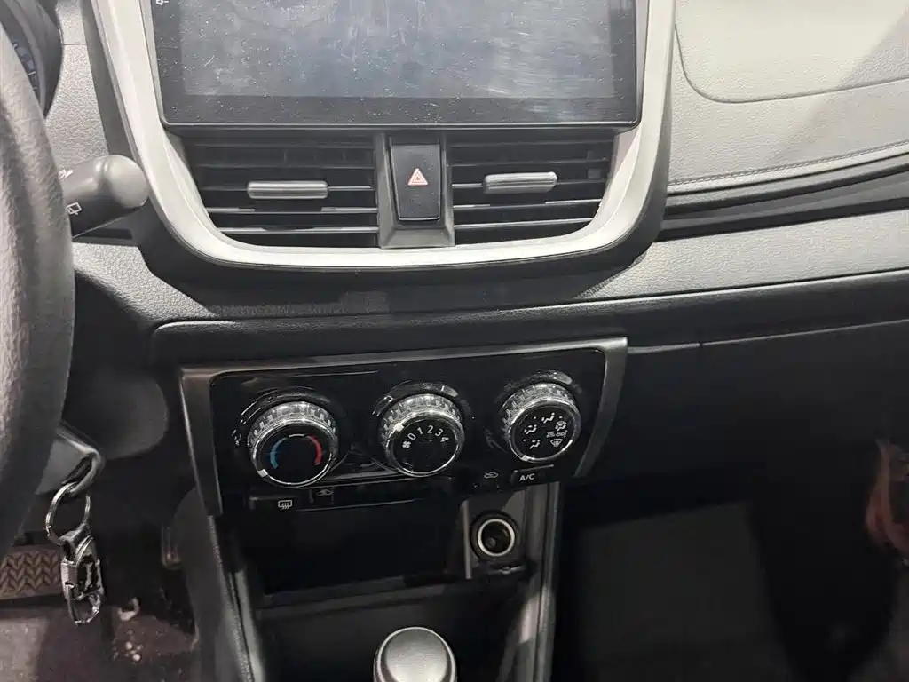 Yaris L 2019 1.5E CVT Maitong Edition National VI