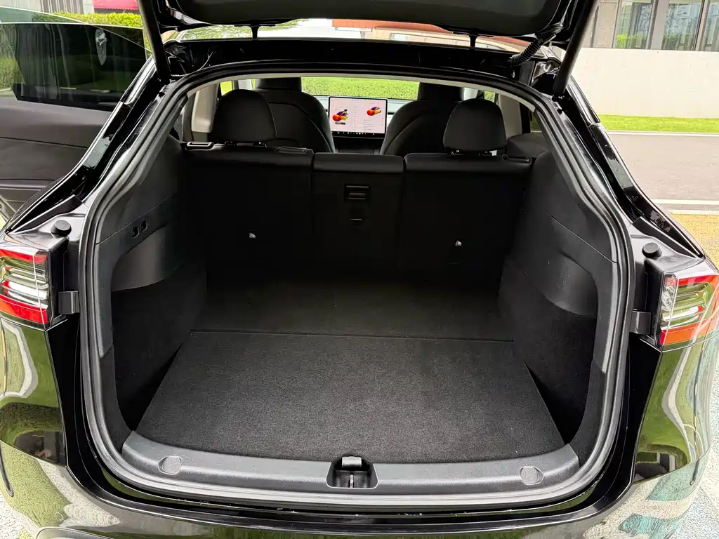 Model Y 2023 Rear-Wheel Drive Edition