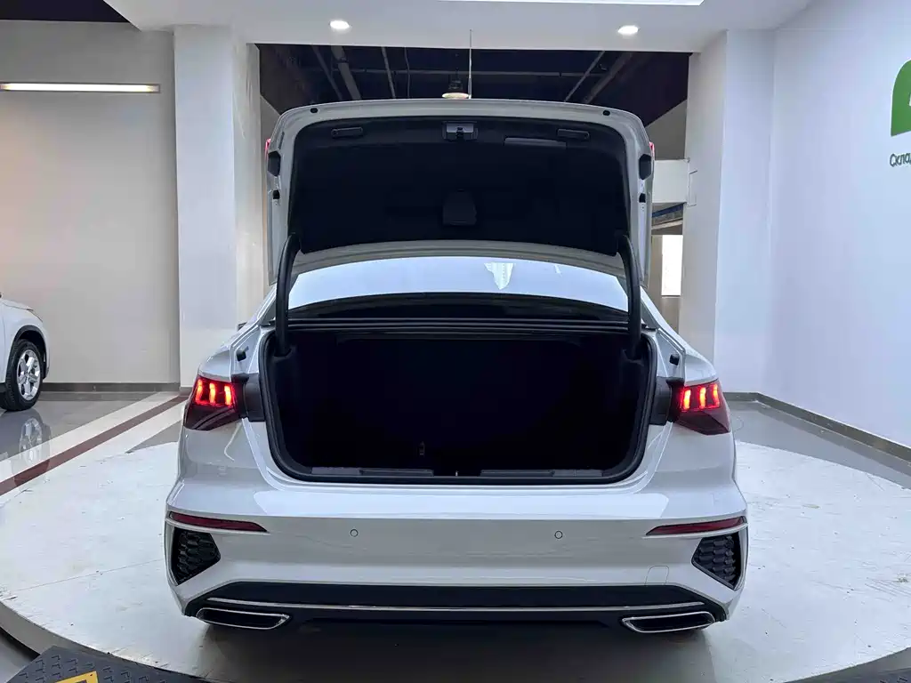 Audi A3 2022 model A3L Limousine 35 TFSI Luxury Sport Edition