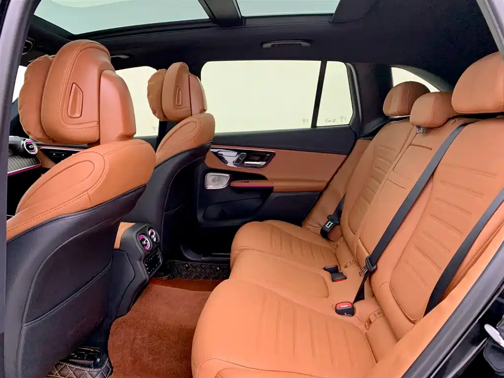 Mercedes-Benz GLC 2024 GLC 300 L 4MATIC Luxury 5-Door