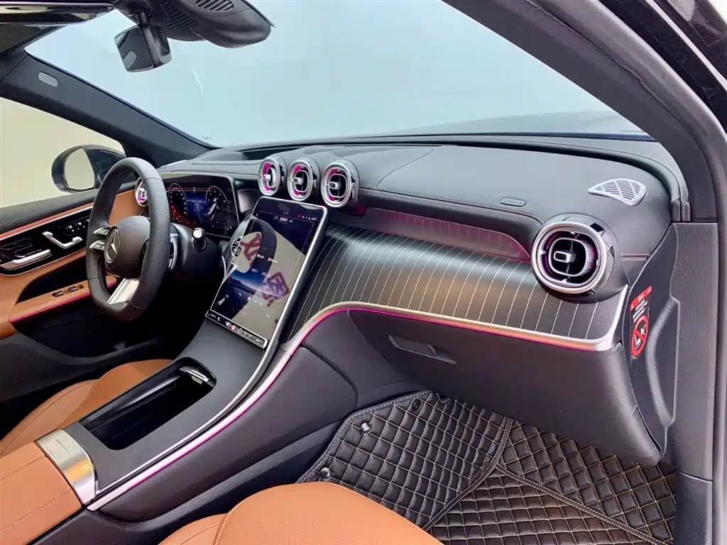 Mercedes-Benz GLC 2024 GLC 300 L 4MATIC Luxury 5-Door