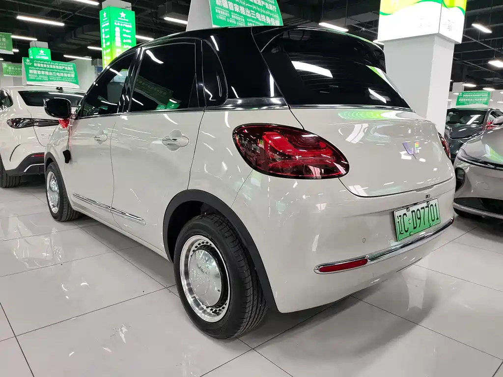 Wuling BenGuo 2023 333km LingXi HuanLian+ Edition