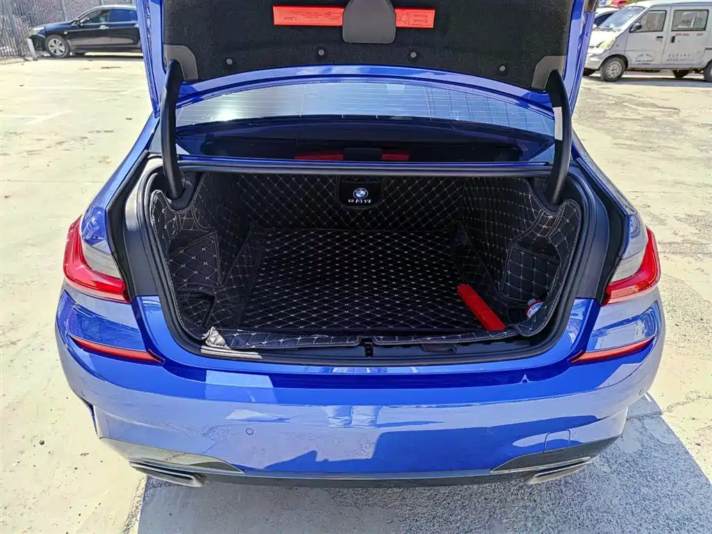 BMW 3 Series 2021 325Li xDrive M Sport Package