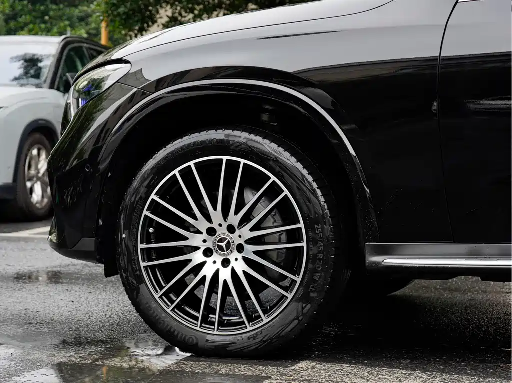 Mercedes-Benz GLC 2023 GLC 300 L 4MATIC Luxury 7-seat