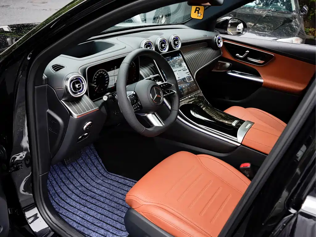 Mercedes-Benz GLC 2023 GLC 300 L 4MATIC Luxury 7-seat