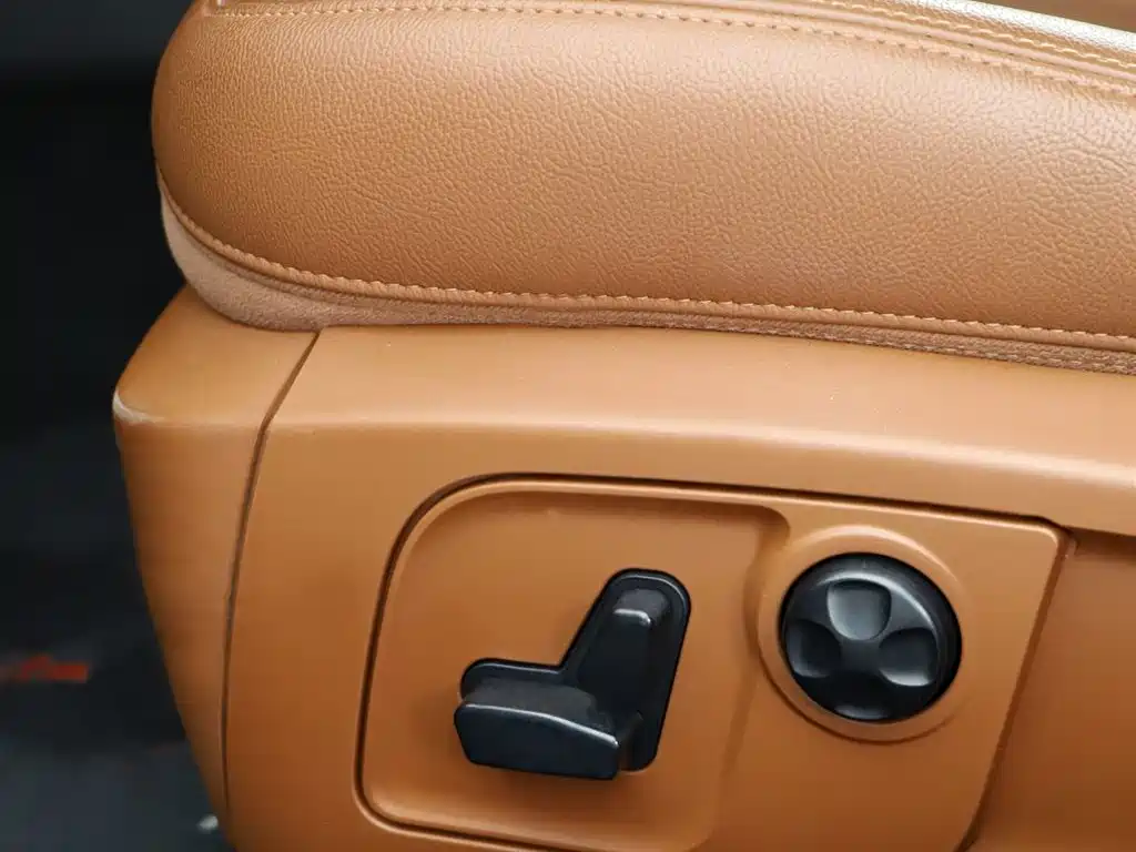 Ghibli 2018 Facelift 3.0T Standard Edition