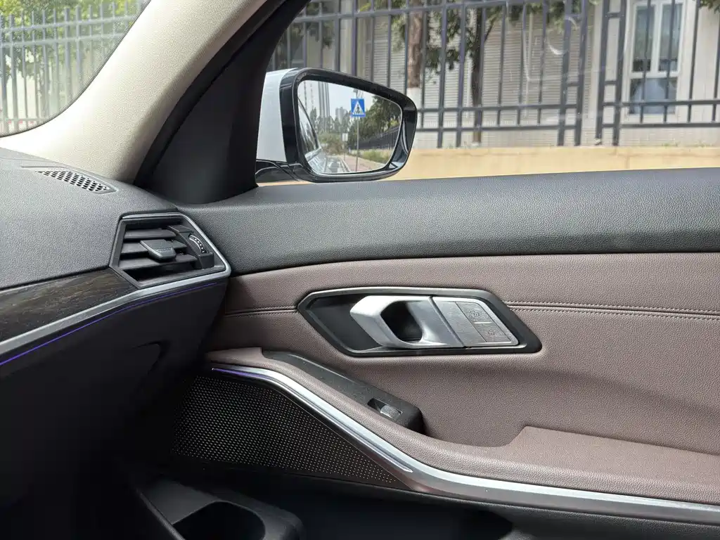 BMW 3 Series 2021 Model Year Facelift 325Li M Sport Package