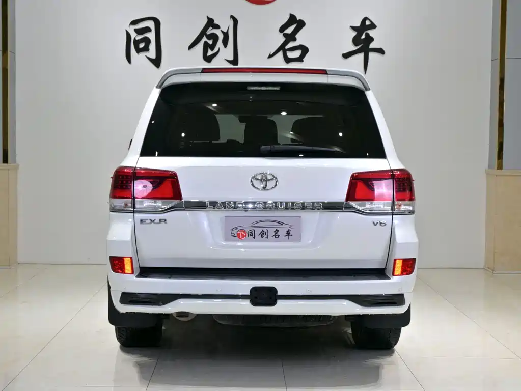 Land Cruiser Prado (Import) 2019 Model 4.0L Middle East Edition