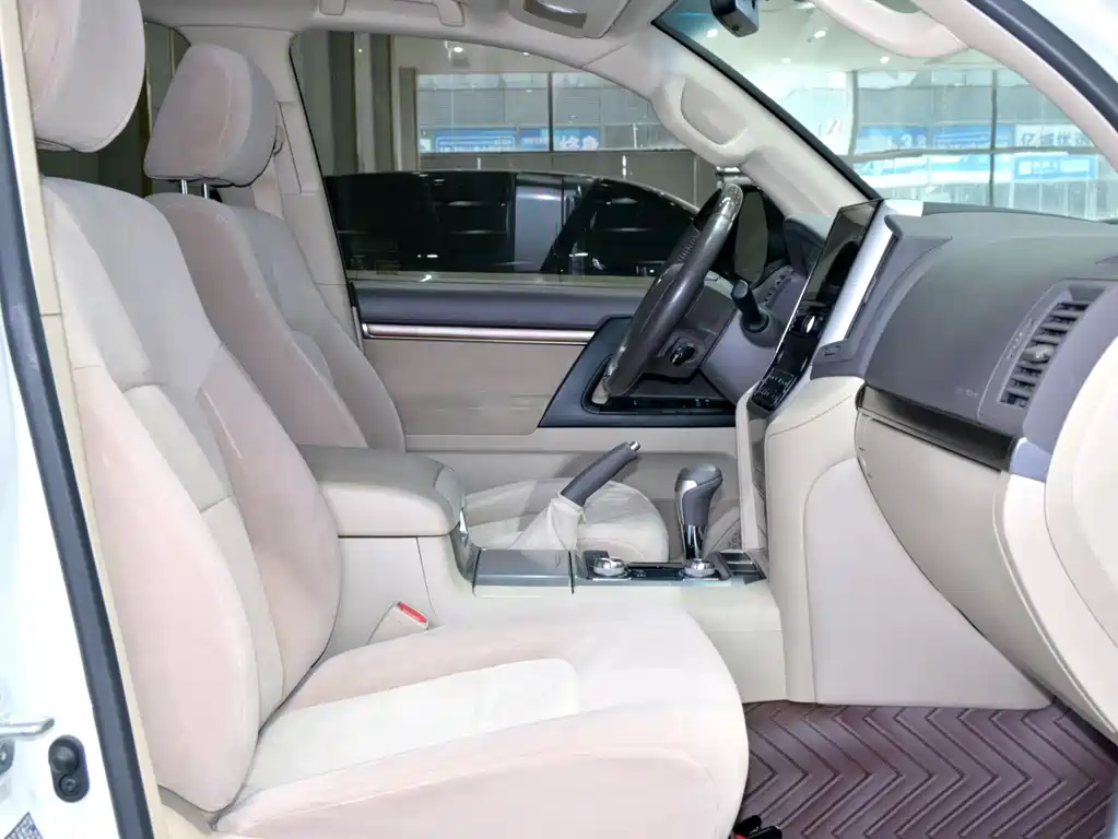 Land Cruiser Prado (Import) 2019 Model 4.0L Middle East Edition