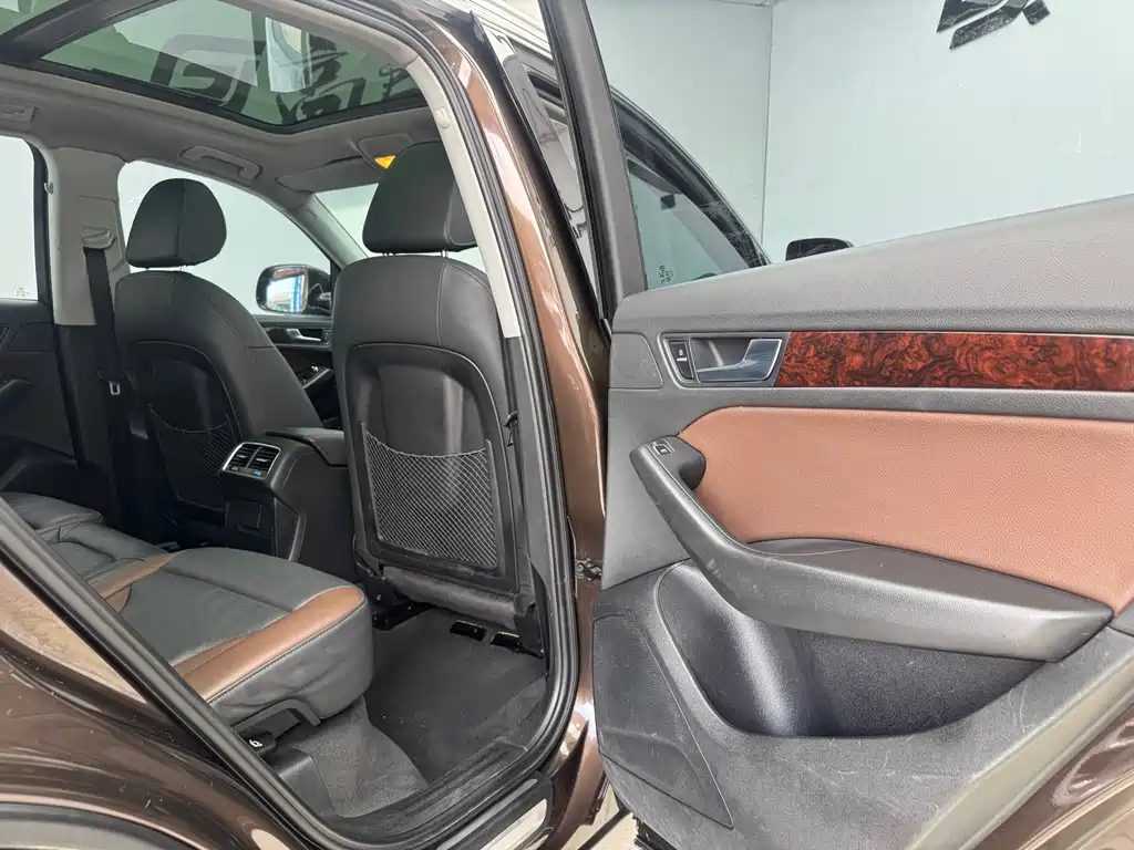 Audi Q5 2017 model 40 TFSI Technology Edition