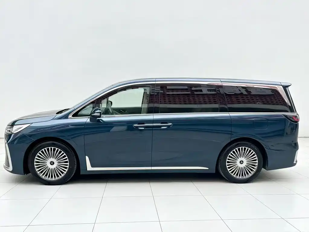 Dreamer 2025 PHEV All-Wheel Drive Flagship Kunpeng Edition