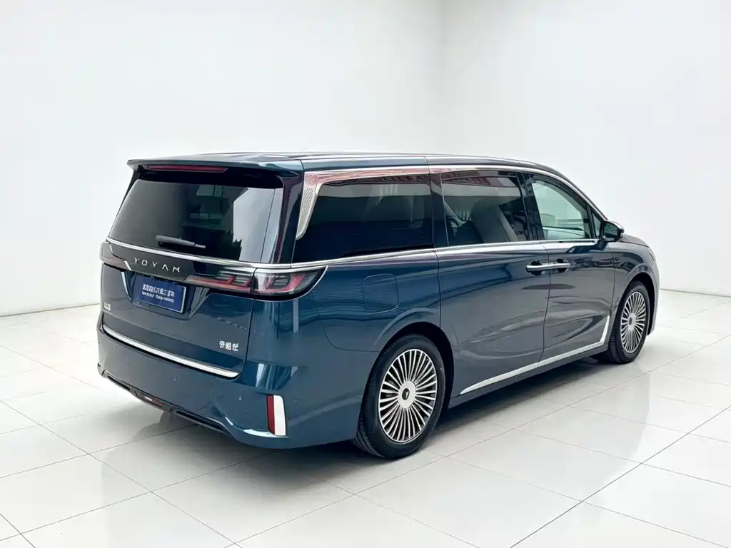 Dreamer 2025 PHEV All-Wheel Drive Flagship Kunpeng Edition