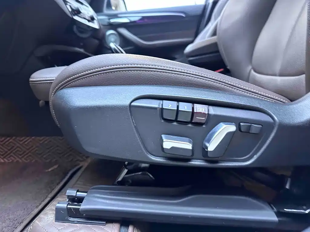BMW X1 2022 sDrive20Li Luxury Edition