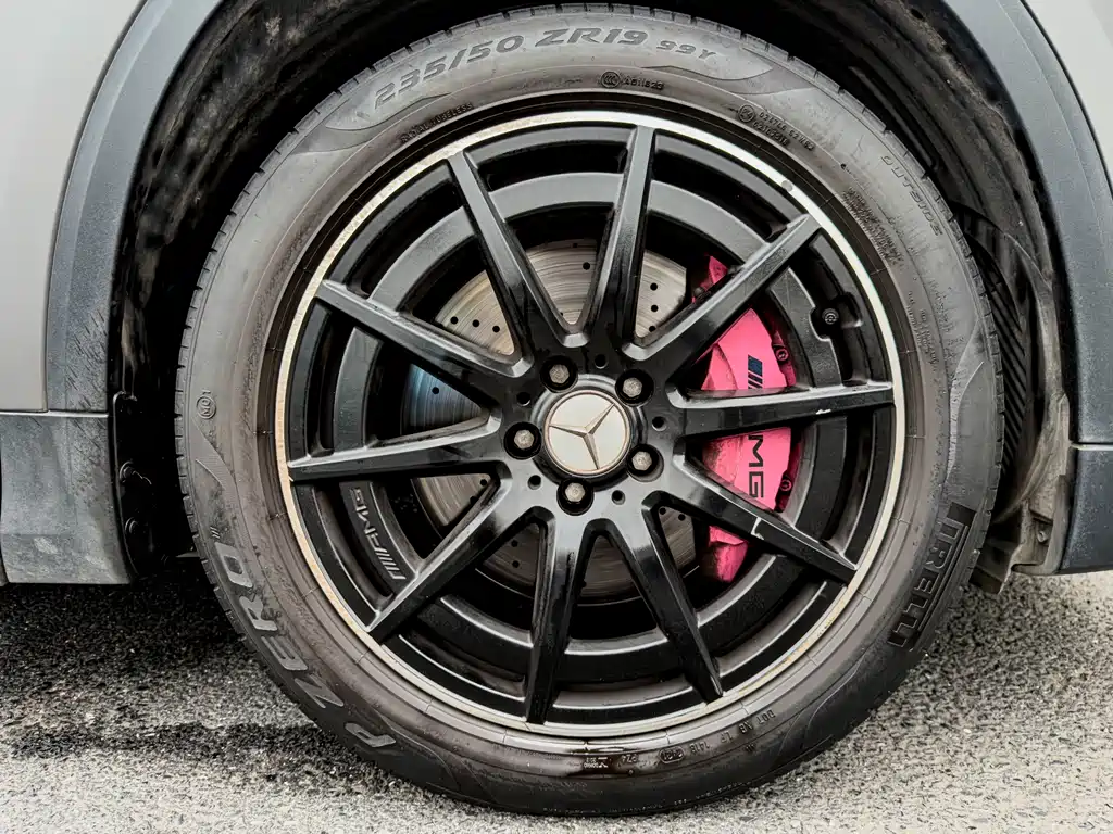 Mercedes-AMG GLA 45 4MATIC+ 2021