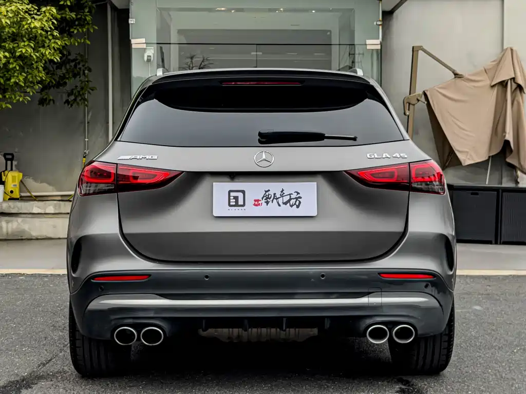 Mercedes-AMG GLA 45 4MATIC+ 2021