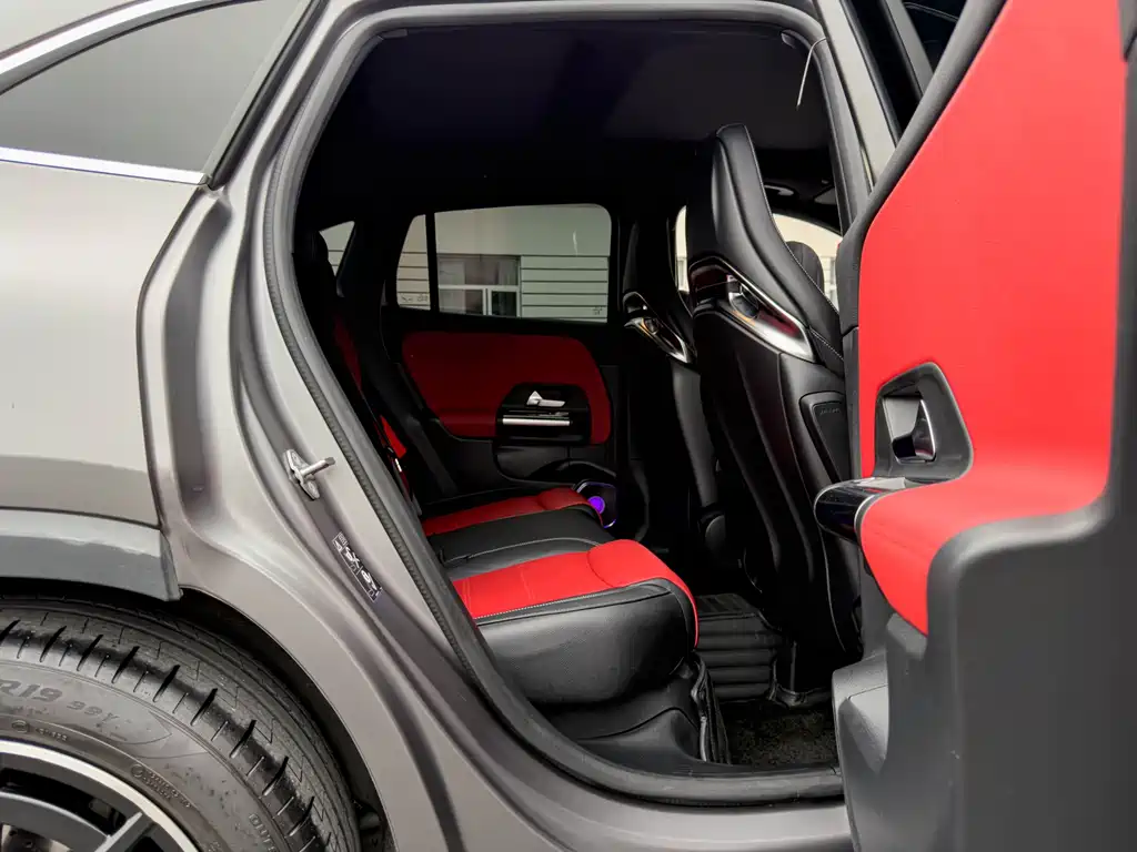Mercedes-AMG GLA 45 4MATIC+ 2021