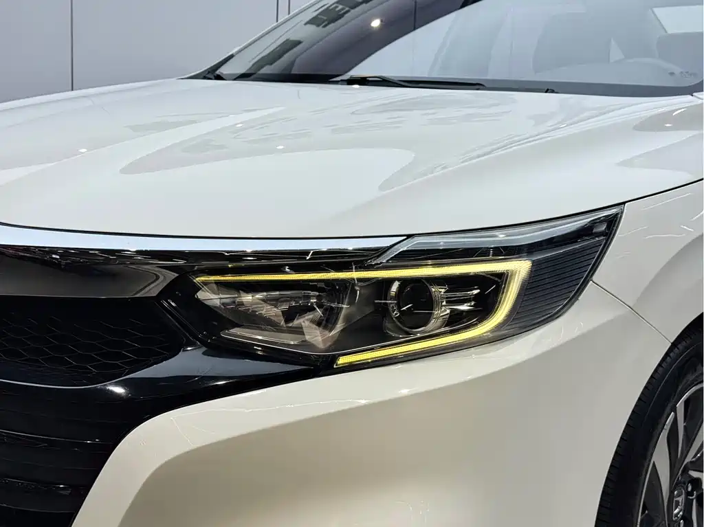 Lincan 2019 180Turbo CVT Luxury Edition National VI