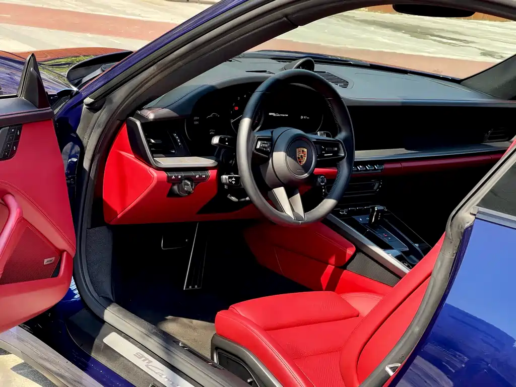 Porsche 911 2023 Carrera 3.0T