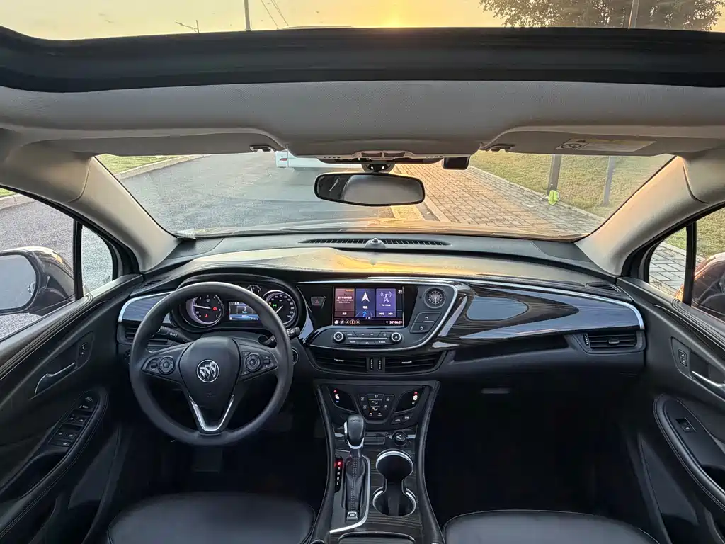Enclave Plus 2020 20T 2WD Leading Edition